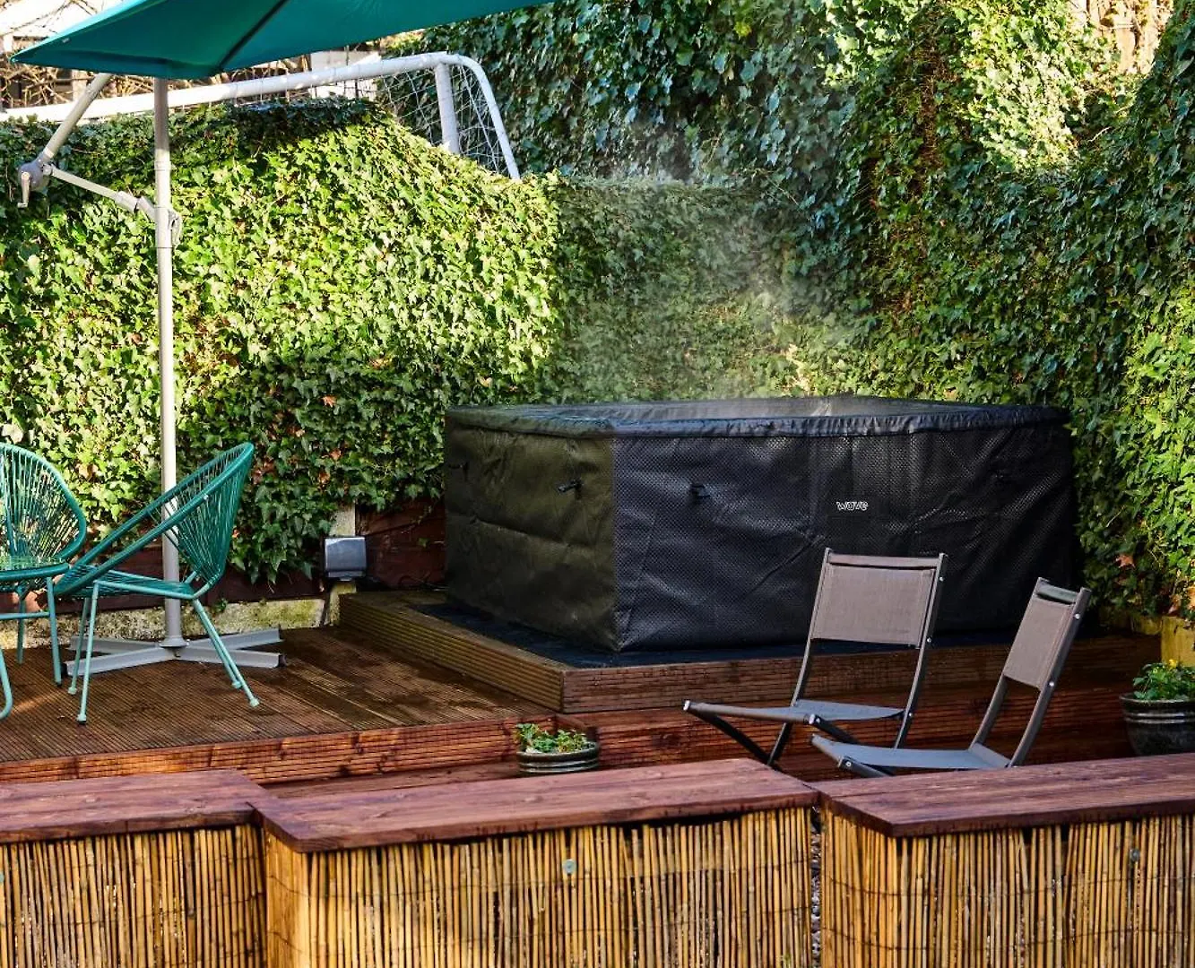 Hebden Bridge Haven - Stylish, Cosy, Canal Side, Pet Friendly 0*, Hebden Bridge United Kingdom