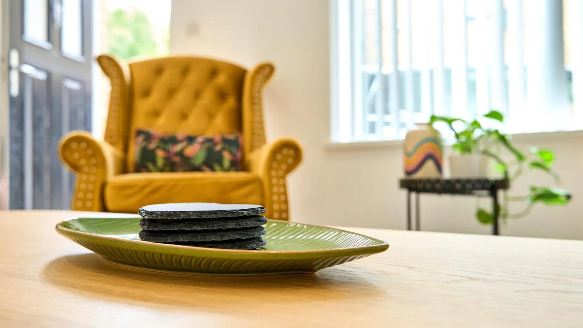 Hebden Bridge Haven - Stylish, Cosy, Canal Side, Pet Friendly